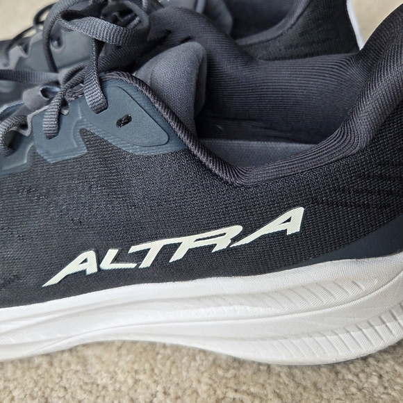 Altra Experience Flow 2 Running Road Race Shoes Trainers Black & White Size 10 main image 8